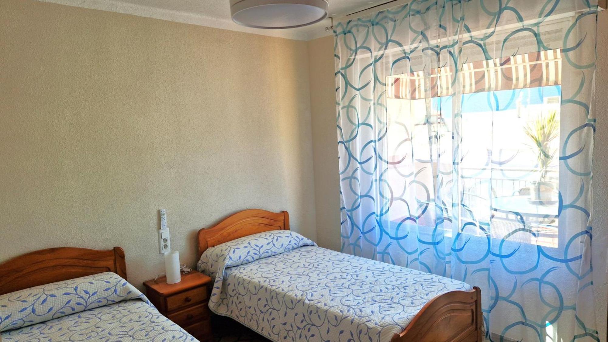 Apartamentos Centricos Playa Norte Peñíscola Szoba fotó